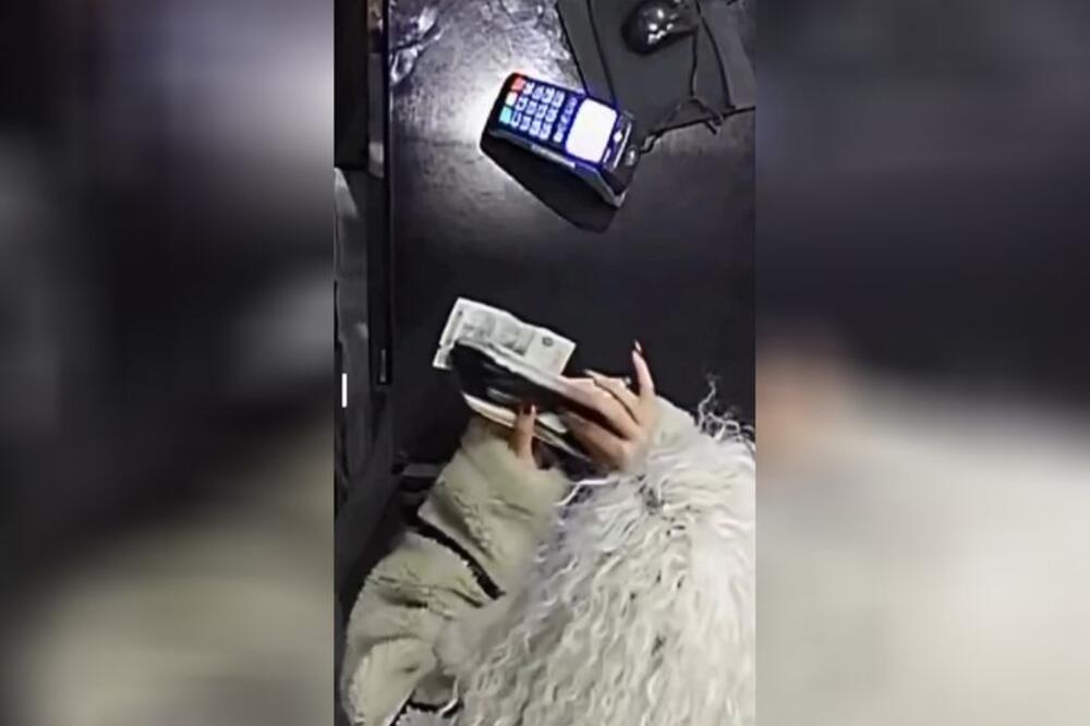 ŽENA SA RAZRAĐENOM ŠEMOM VARA PRODAVCE PO BEOGRADU: Snimljena u trenutku kada je smuljala 2.000 dinara (VIDEO)