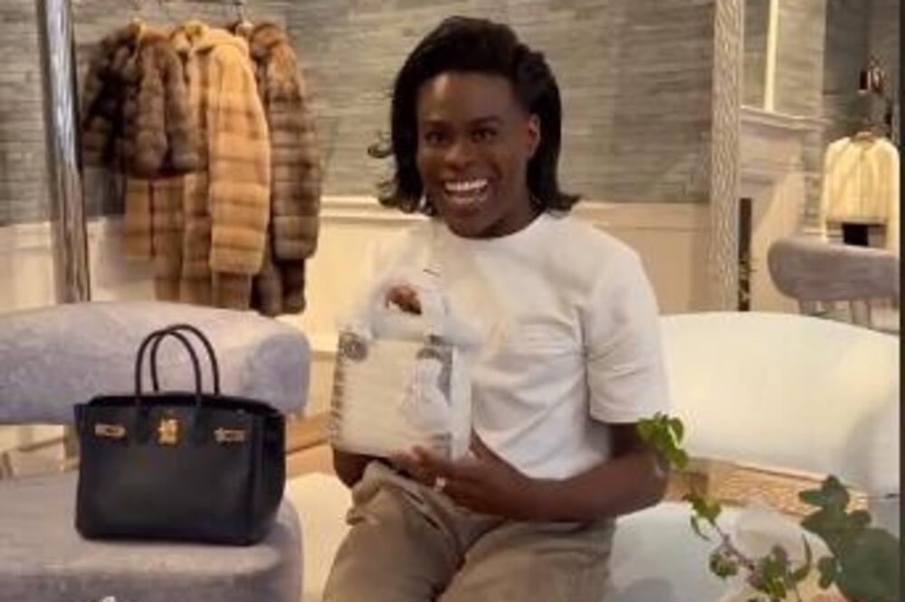 OVOG MUŠKARCA FINANSIRA MILIONER, PLAĆA MU RAČUNE I KUPUJE SAMO LUKSUZ: Njegov životni moto ZAPALIO mreže (VIDEO)