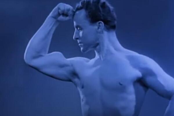 ZNATE LI KO JE BIO NAJJAČI ČOVEK BEOGRADA?Hodao po ŽICI, KIDAO LANCE ZUBIMA, a tek da vidite ŠTA je radio na AVIONU