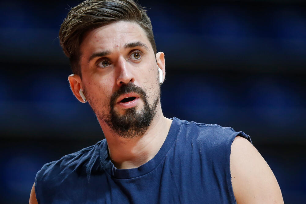 "PROŠLO JE MESEC DANA, A ONDA SU MI REKLI DA POSTOJE PROBLEMI!" Šved otkrio zašto nije pojačao Zvezdu