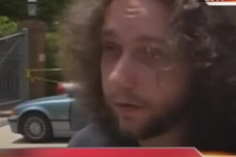 ZADAVIO KOMŠINICU, PA JE RASKOMADAO NA KOMADE! Tokom ispitivanja JEDAN detalj je sve ZALEDIO, pogledajte... (VIDEO)