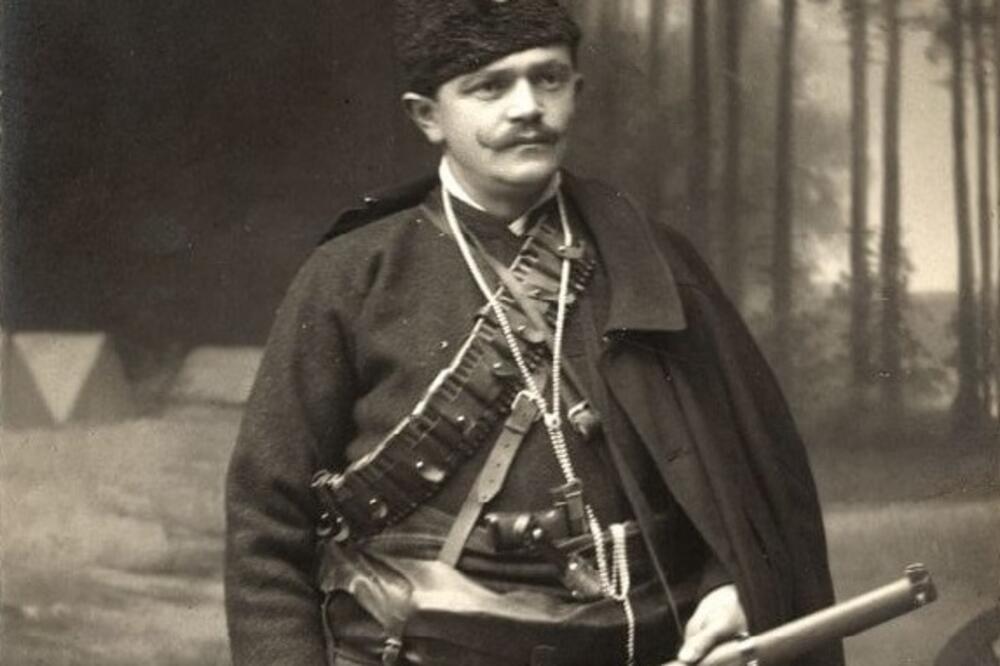 OTIŠAO U ČETNIKE KAO MLADI OFICIR: Ovaj SRPSKI JUNAK izvojevao je jednu od NAJVAŽNIJI BITAKA u našoj istoriji! FOTO