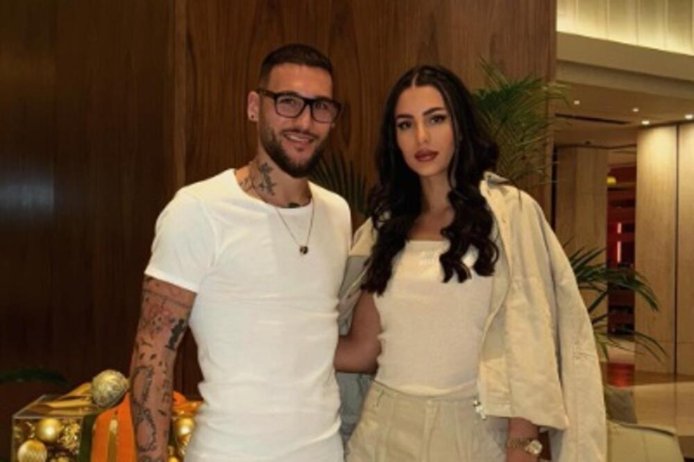 GOCA U DRUŠTVU ANASTASIJE I NEMANJE, FOTKA KOJOJ SE NIKO NIJE NADAO: Sve se desilo u Španiji i svi SIJAJU OD SREĆE