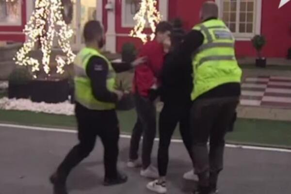 DA LI JE MOGUĆE DA SE OVO DEŠAVA U ELITI? Došlo do ŽESTOKOG OBRAČUNA među njima, OBEZBEĐENJE hitno REAGOVALO