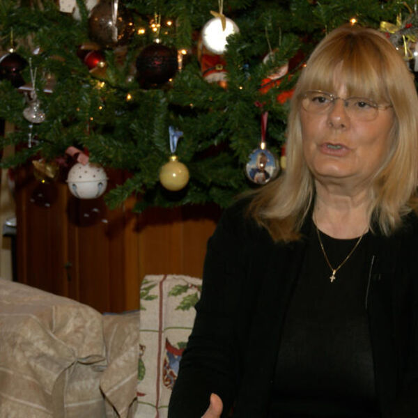 AKO JEDNOM ODETE KOD NEKOG NA SLAVU, OVO NIKAKO NE SMETE DA URADITE! Etnolog Vesna tvrdi: "To je STRAŠNO!"