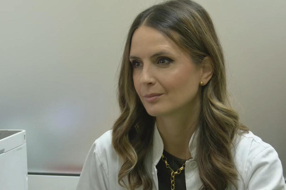 Ova doktorka je žena poznatog srpskog voditelja! On ima 61, a ona 44, na svadbi joj priredio ŠOK