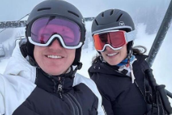 SPAKOVALI KOFERE PA SAMI OTIŠLI NA PLANINU: Ana i Bastijan UŽIVAJU ZA SVE PARE, na ovome im MNOGI ZAVIDE