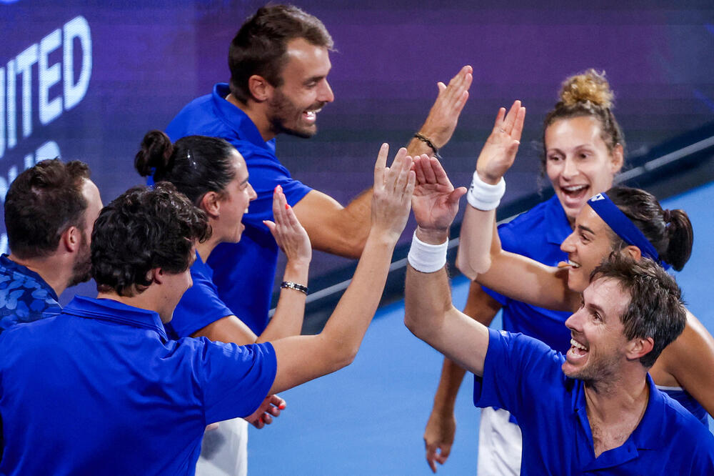 VELIKI USPEH ZA FRANCUZE: Obezbeđeno polufinale Junajted kupa!