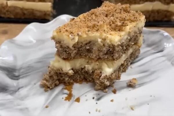 NAJKREMASTIJA ITALIJANSKA TORTA ZA BOŽIĆ RASPAMETILA JE SRPSKE DOMAĆICE: Svečana poslastica koja se TOPI u ustima