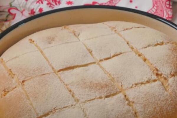 NAJLEPŠA POGAČA ZA BADNJE VEČE: Mekana, vazdušasta i ukusna - stari recept sa papira