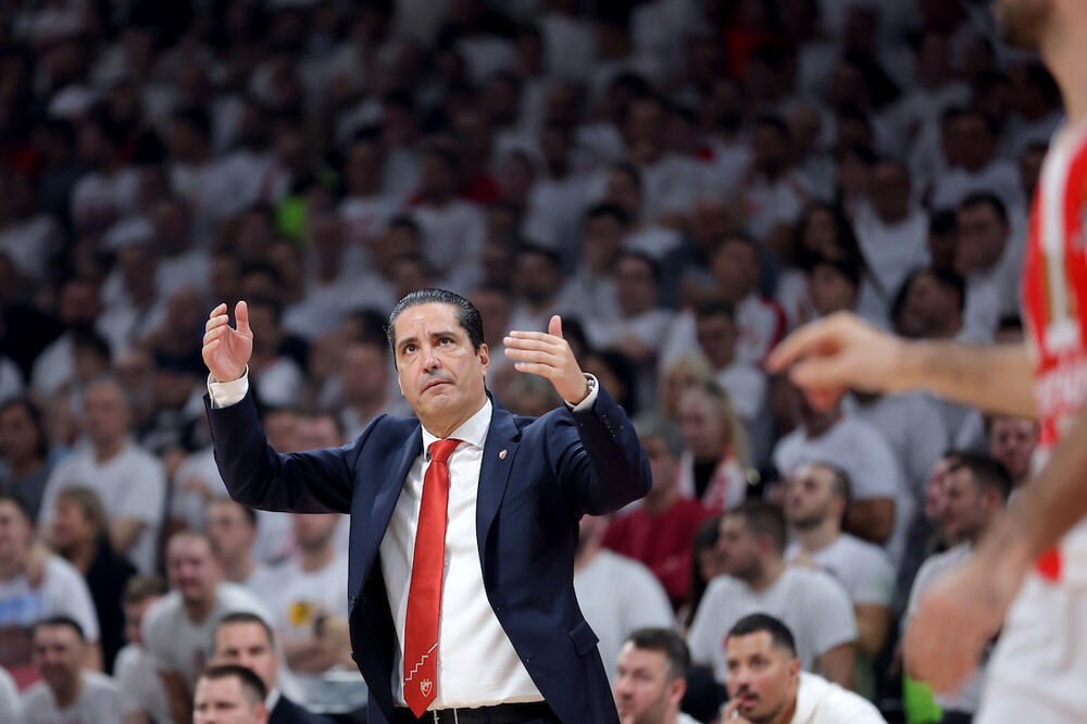 SFEROPULOS NEMA MNOGO RAZLOGA ZA SLAVLJE: Trener Zvezde RAZOČARAO Delije posle pobede nad Partizanom