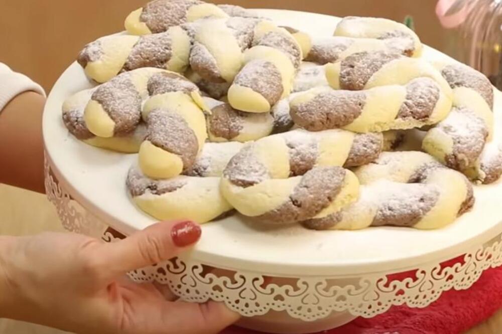 SVI KOJI SLAVE BOŽIĆ MORAJU IMATI NA STOLU OVAKVE KOLAČE: Nema šanse da se ZAUSTAVITE samo na jednom, MAME NA GREH