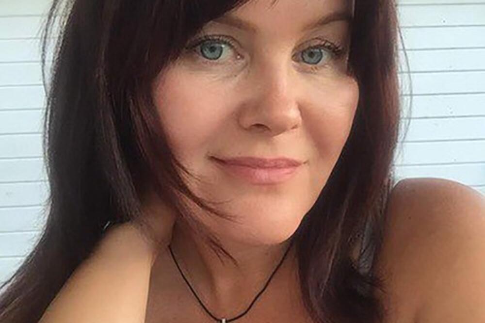 ELENA PALA SA DŽET SKIJA TOKOM VOŽNJE, MUŽ NIJE NI PRIMETIO, VEĆ DAO GAS! Usledio je pravi HOROR, propeler joj je..