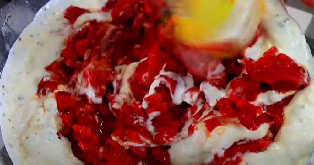 Pravljenje posne salate sa pečenim paprikama