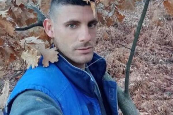 OVO JE BOKI MUNJA, MLADIĆ VELIKOG SRCA: Baka Milki doneo badnjak, a zazuzvrat tražio samo JEDNO (FOTO)