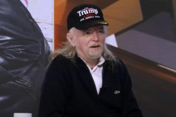 "DRUŽILI SMO SE I PILI, UJUTRU SE POLA TEKSTA NISMO SEĆALI": Ovako je nastala NAJLEPŠA PESMA benda Alisa