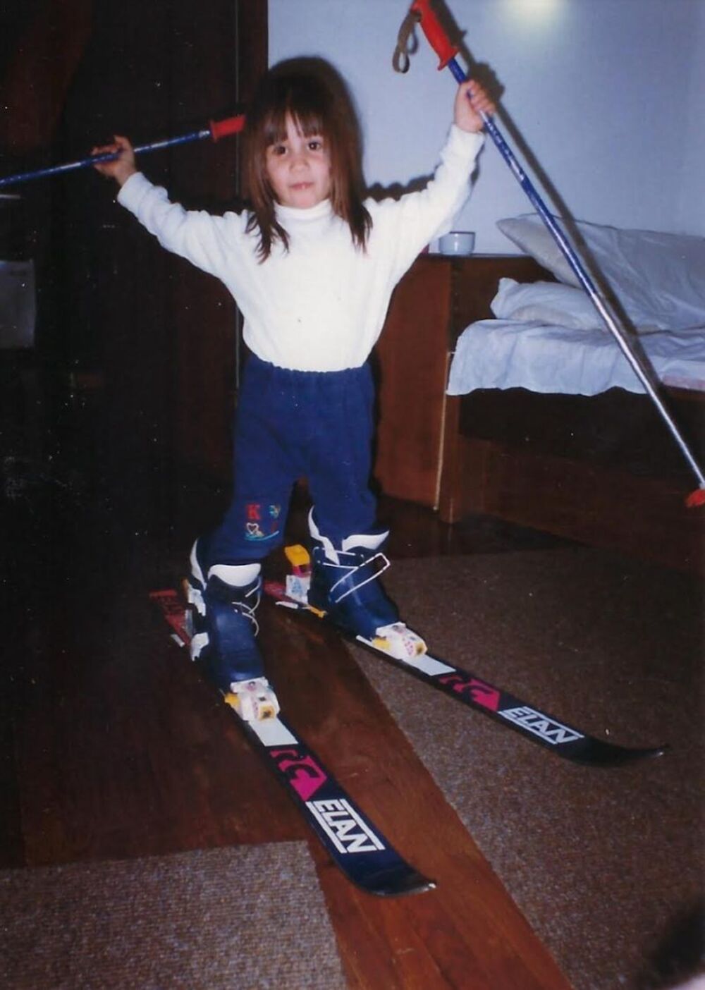 Ovako je Anđelina izgledala kada je bila mala