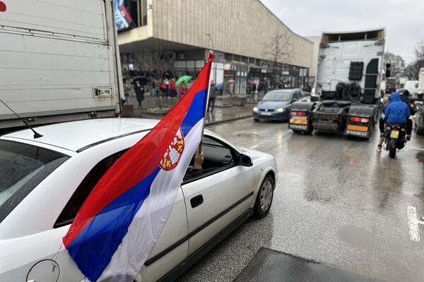NESTVARAN PRIZOR ODUŠEVIO ČAČANE NA BOŽIĆ: Srbi pokazali koliko im je TRADICIJA BITNA, ovo je PRELEPO (FOTO)