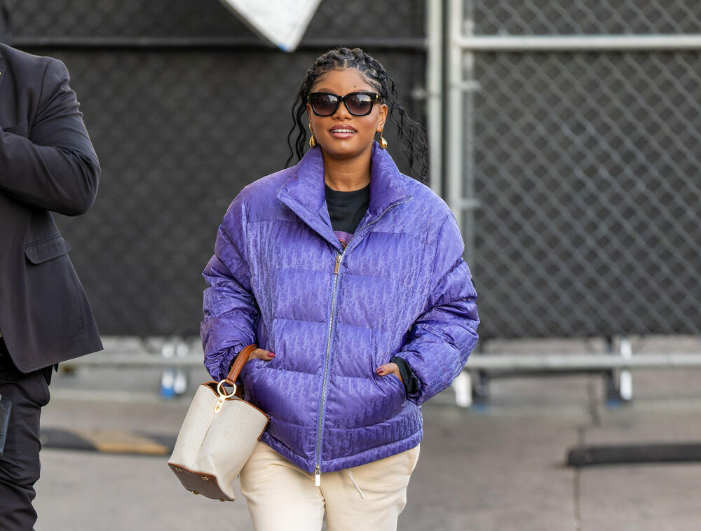 Hale Bejli na svet donela dečaka