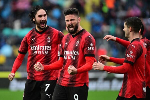 SIMIĆ I JOVIĆ OSTALI NA KLUPI! Ubedljiva pobeda Milana na gostovanju Empoliju (FOTO)