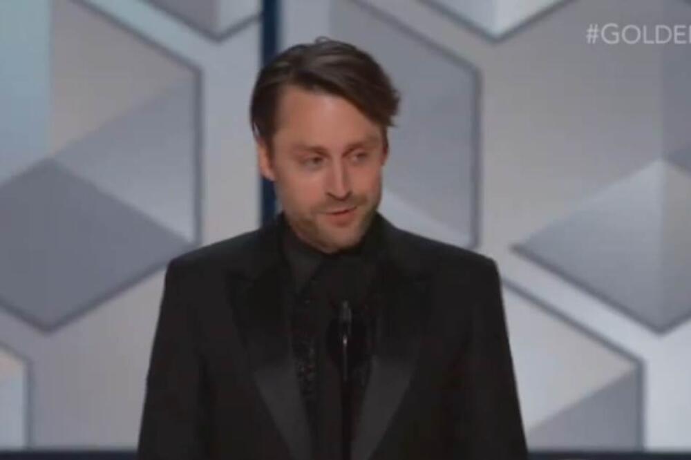 KUKU, ZAR UŽIVO U TELEVIZIJSKOM PRENOSU? Glumac SOČNO OPSOVAO, ljudi ostali ŠOKIRANI: Da li je ovo RELANO?