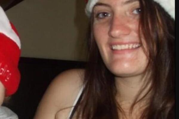 MAJKA ČETVORO DECE UMRLA NA BOŽIĆ JER JE IMALA OVAJ ZDRAVSTVENI PROBLEM: Otišla da LEGNE i nije se BUDILA, TUGA