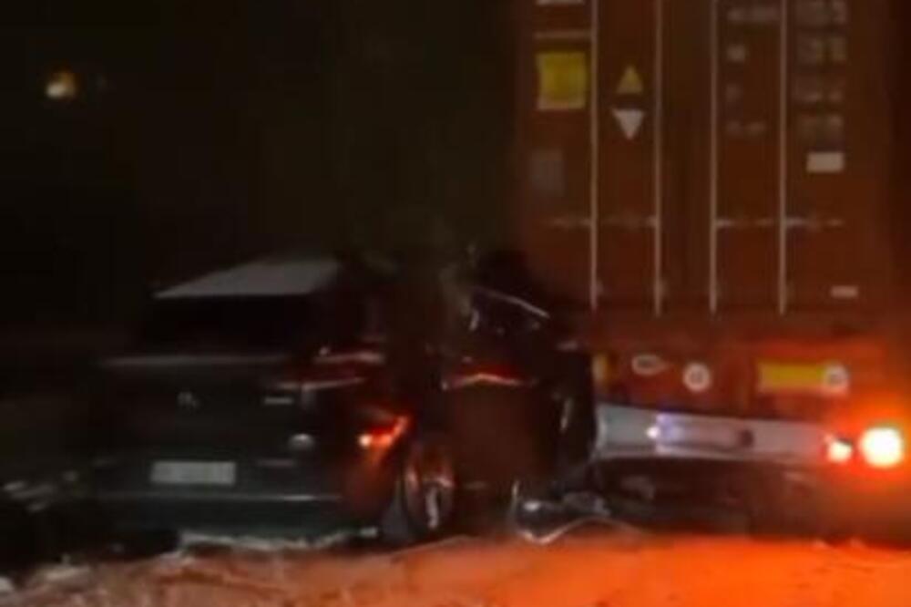 DETALJI NESREĆE KOD UMČARA, U UDESU BILA I BEBA! Saobraćaj obustavljen ka Nišu, ovaj deo BLOKIRAN DO DALJEG (VIDEO)