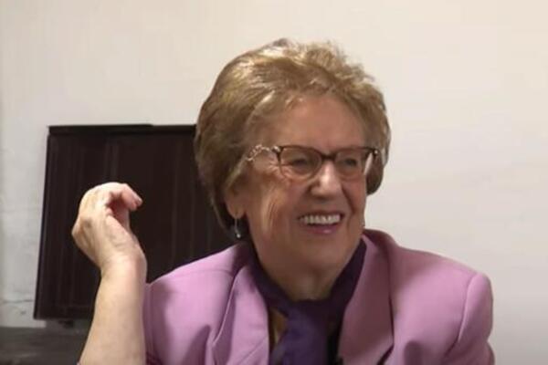 ZAHVALJUJUĆI RUŽICI POPOVIĆ, NOVI DOM DOBILO 150 PORODICA: Šabačka HEROINA hrani, školuje i LEČI ugrožene SUGRAĐANE