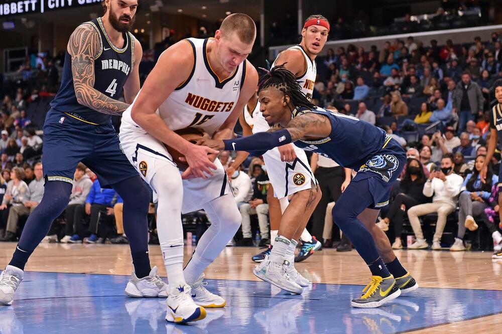 KATASTROFA: Povredio rame i završio sezonu!