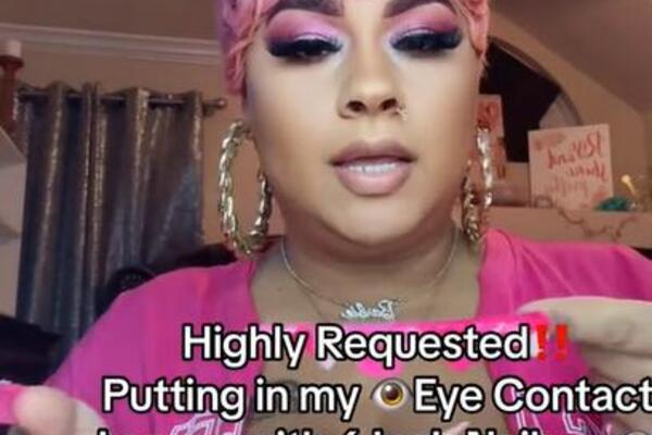 OVA ŽENA IMA NOKTE DUGE ČAK 18 CM, A SVE ZANIMA KAKO IDE U TOALET: Jednom je sebi napravila RANU dok se...(VIDEO)