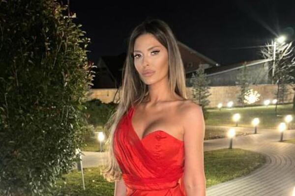 MALA ŽENA JE OD VELIKE SLAĐA, DOKAZ JE TU! Otkriveno koliko je visoka Ana Radulović, mnogi će se IZNENADITI