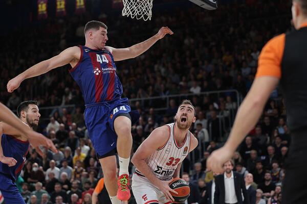 RAZBIO JE MAKABI: Partija karijere Nikole Milutinova - MONSTRUOZNE brojke!