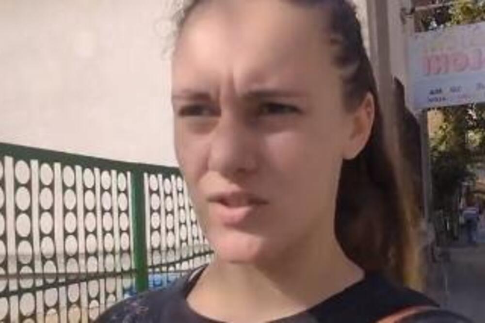 KANAĐANKA DOŠLA U SRBIJU, PA ZBOG JEDNE STVARI OSTALA BEZ TEKSTA: Na Zapadu TO je NEZAMISLIVO, a kod nas... (VIDEO)