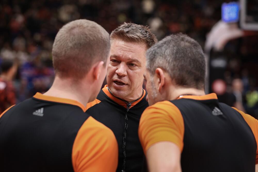 DAMIR JAVOR I PODATAK KOJI ĆE FRAPIRATI DELIJE... Nije ni čudo što navijači Zvezde ne vole Slovenca (FOTO)