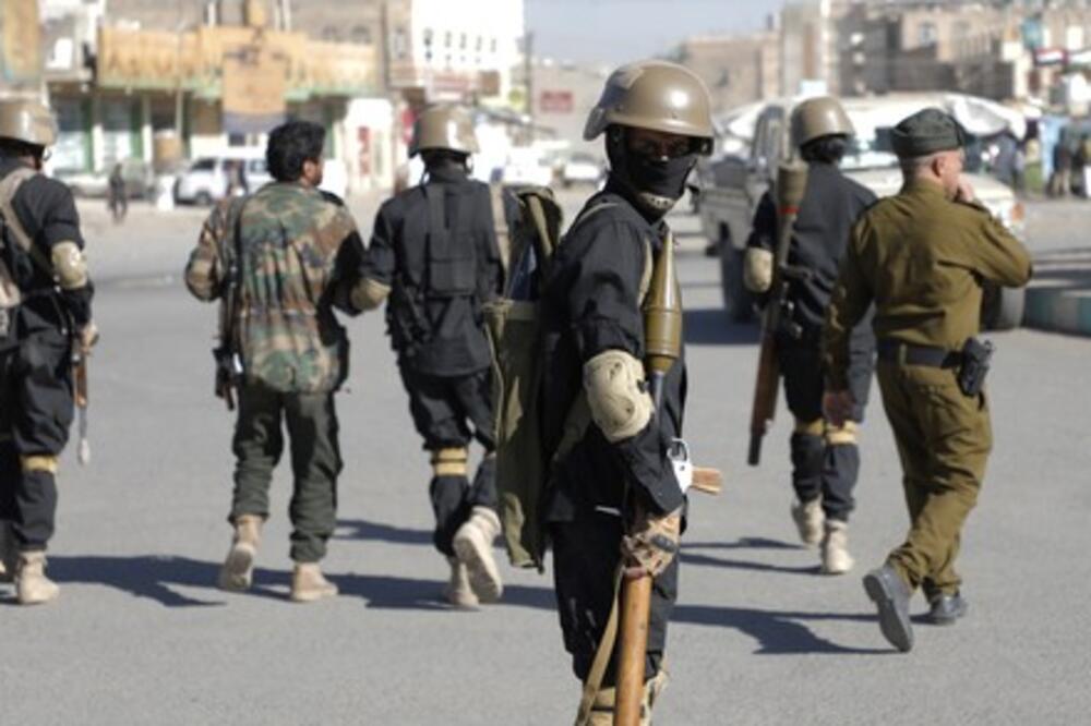 AMERIKA PROGLASILA HUTE TERORISTIMA: Da li znate šta ovaj potez Vašingtona znači?!