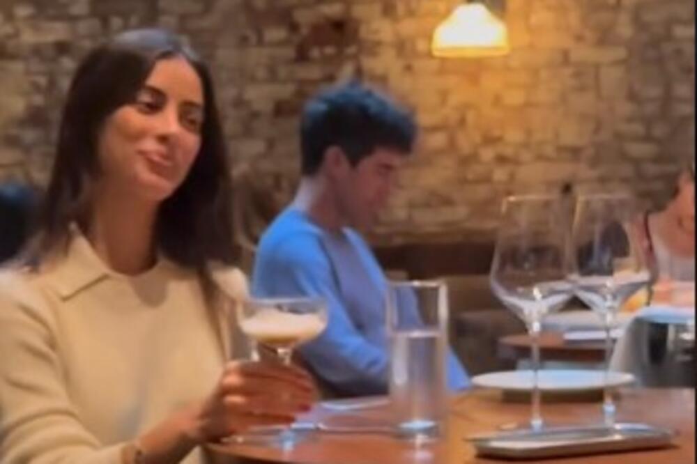 Beograđanke pobesnele u restoranu: Naručile papreno skupu stvar, a onda se šokirale kada su videle šta je u tanjiru