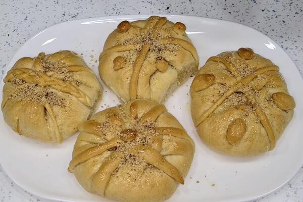 SAMO STARE VOJVOĐANKE ZNAJU TAJNU VAZDUŠASTIH SLATKIH VASILICA: Proslava Srpske Nove godine ne može bez njih