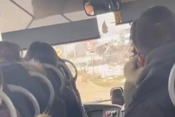 PREDSTAVIO SE KAO POLICAJAC PA NAPAO VOZAČA: Pojavio se SNIMAK drame u SOPOTSKOM AUTOBUSU, da li je ovo MOGUĆE?