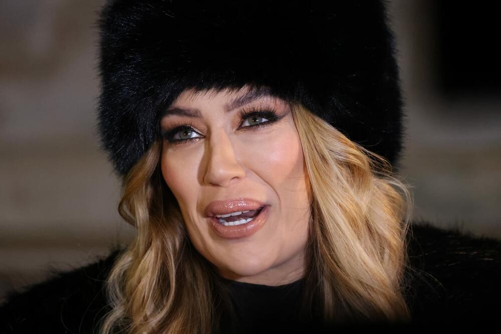 TEA TAIROVIĆ BIVŠIMA STAJALA PRED VRATIMA, ALI NIKAD NIJE SMELA DA POKUCA: Ovo su DETALJI, bolno priznanje