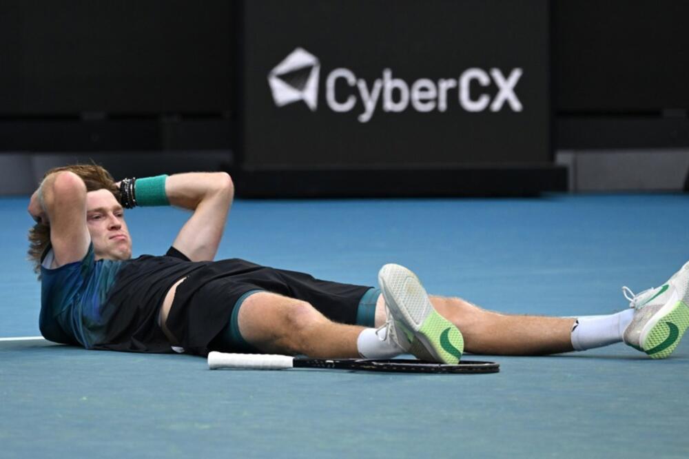 RUBLJOV PROŠAO KROZ "PAKAO"! Rus na jedvite jade izbacio Brazilca posle pet setova (VIDEO)