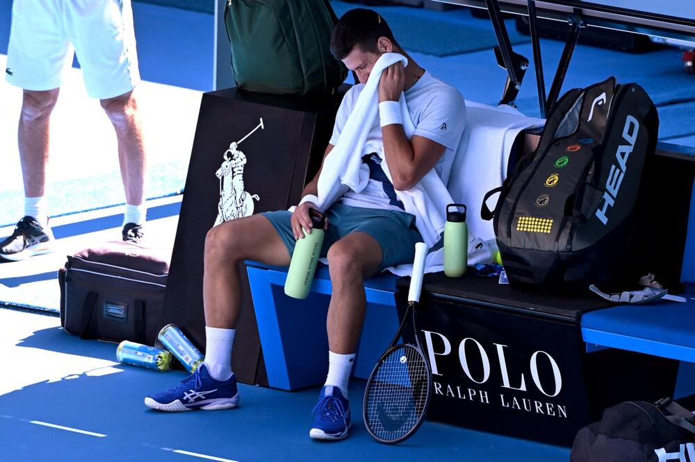 RADIKALAN POTEZ ĐOKOVIĆA VEĆ POSLE PRVOG MEČA NA AUSTRALIJAN OPENU!