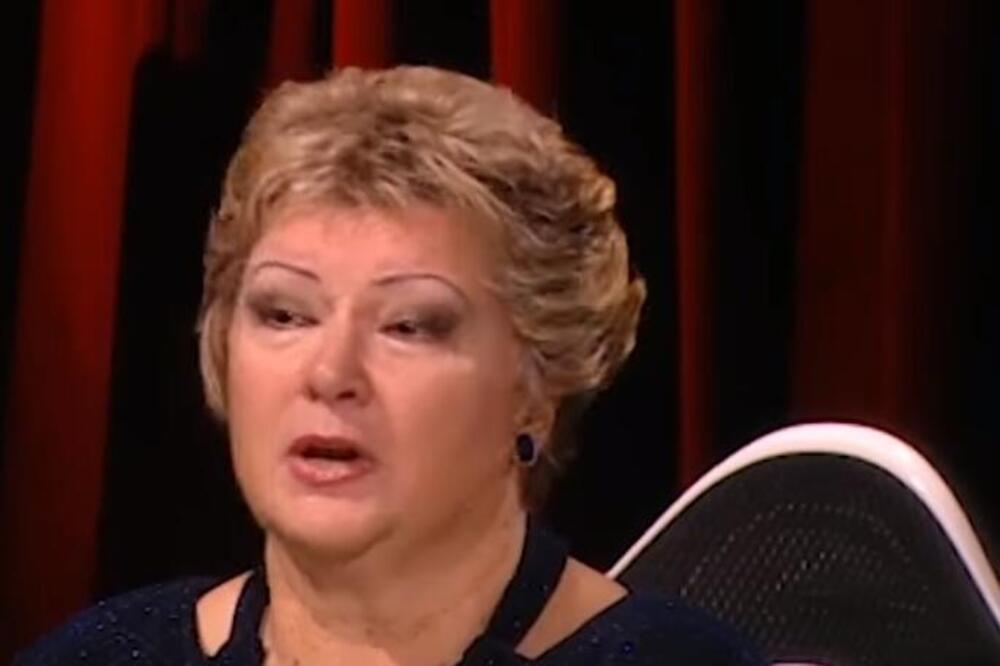 NAŠA PEVAČICA PROGOVORILA O NAJBOLNIJEM TRENUTKU: Kada joj je majka UMRLA popila je LEKOVE i otišla na NASTUP