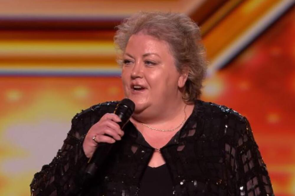 UPLAŠENA BUCKICA IZAŠLA JE PRED ŽIRI I SVI SU JOJ SE SMEJALI: Međutim, kad je otvorila usta nastao je potpuni muk