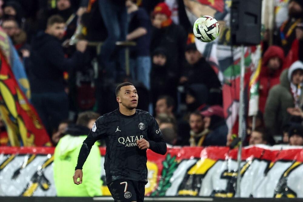 MBAPE DONEO ODLUKU O NASTAVKU KARIJERE! Pari Sen Žermen ili Real Madrid? (FOTO)