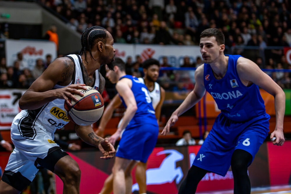 Ivan Perasović (desno)