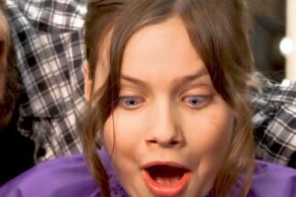 DEČAK SA DUGOM KOSOM UŠAO U FRIZERSKI SALON, A ONDA JE USLEDIO ŠOK ŽIVOTA: Zbog ove TRANSFORMACIJE svi su ODLEPILI