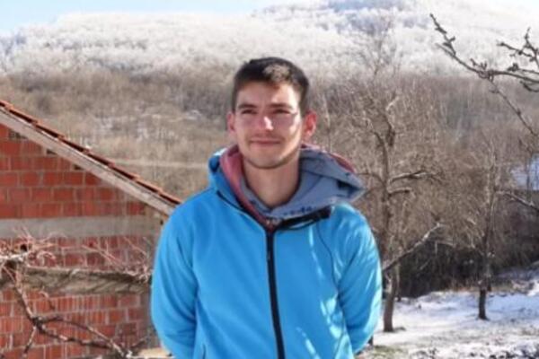 "NA KUĆI SAM SVE SAM RADIO": Nikola (25) napustio Beograd i započeo ŽIVOT na SELU, otkrio šta mu NAJVIŠE NEDOSTAJE!