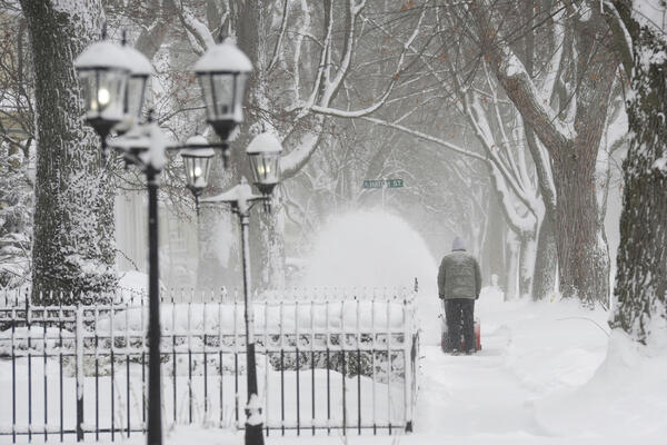 ARKTIČKI TALAS OKOVAO BRITANIJU, TEMPERATURE IDU U DEBELI MINUS: Izdato HITNO upozorenje, preti im još 1 PROBLEM?