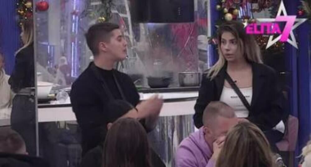 Anđela obelodanila porodični teror