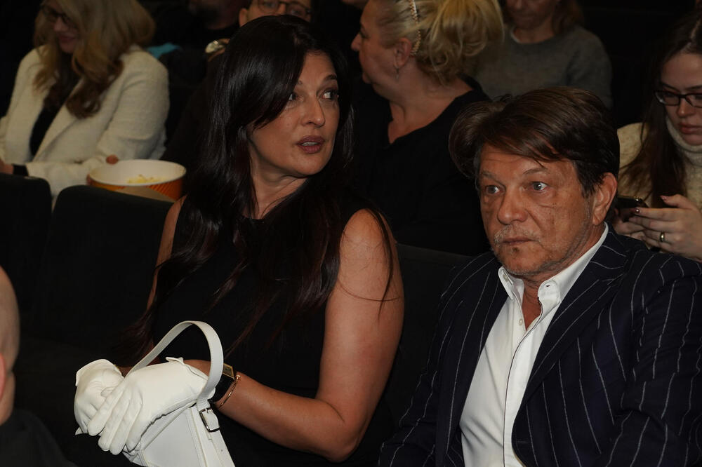 KAKO JE BJELA SMUVAO FATALNU MANEKENKU PRE SKORO 30 GODINA? Detalji sa početka ljubavi su FILMSKI,nije se lako DALA